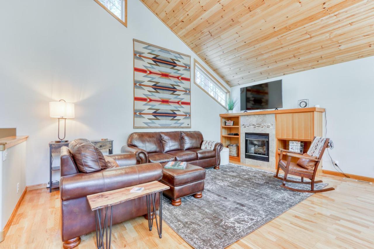 Camp Polk Lodge Систерс Экстерьер фото